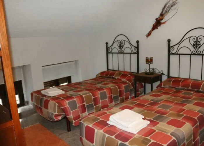 컨트리하우스 2 Yugos 나발루엔가